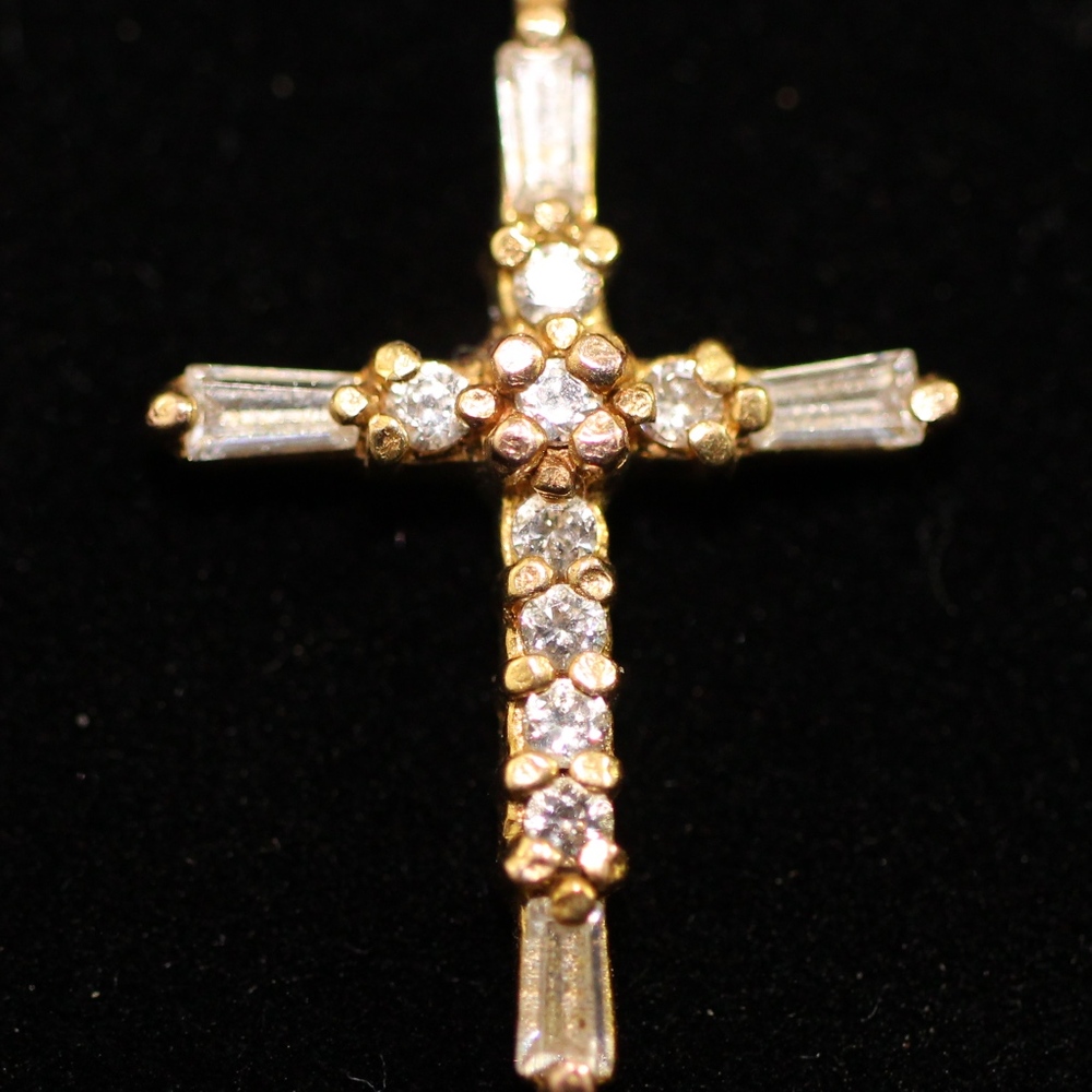Vintage Gold 925 Sterling Silver Crucifix Pendant